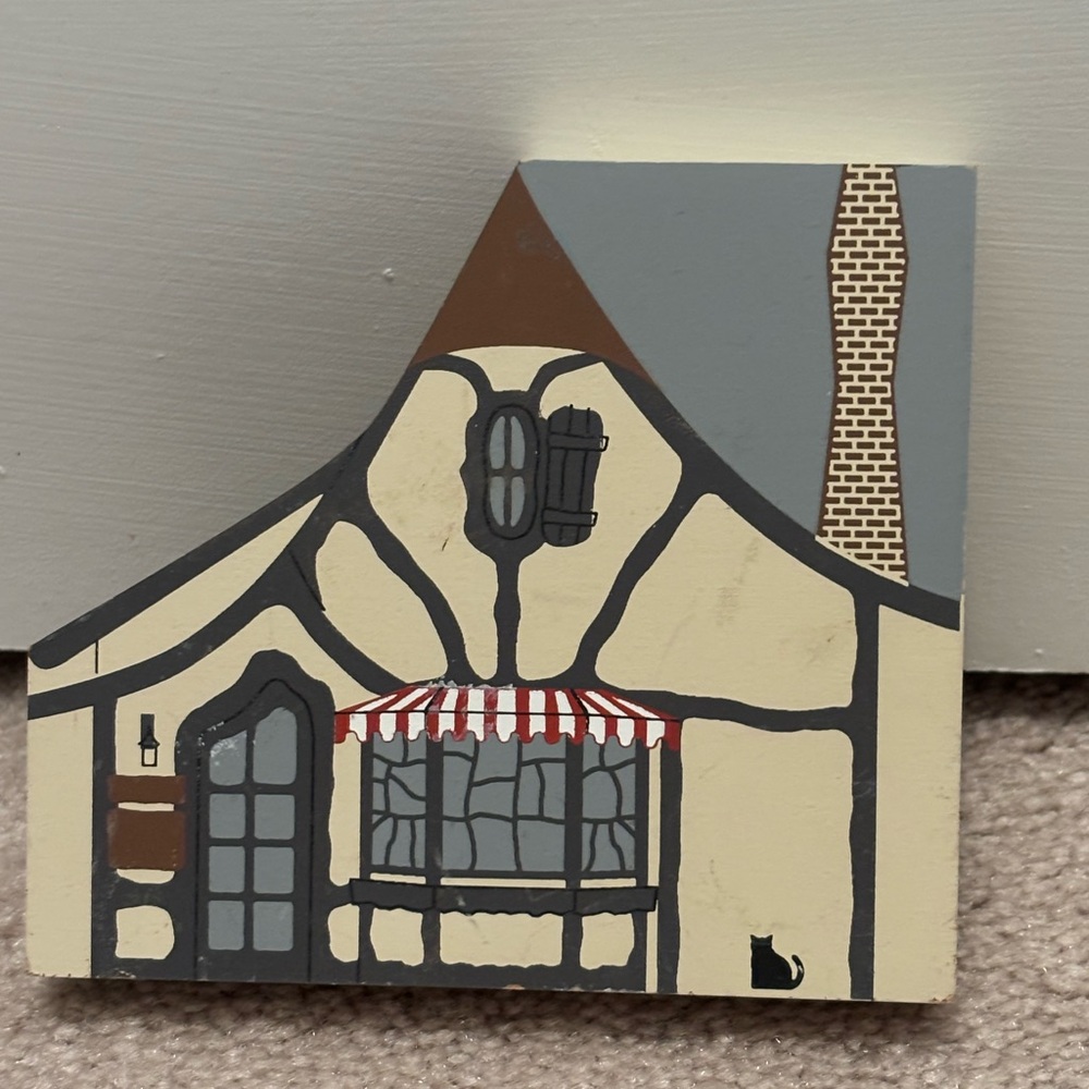 The Cats Meow The Tuck Box Tea Room Wood Shelf Sitter Vintage Carmel California